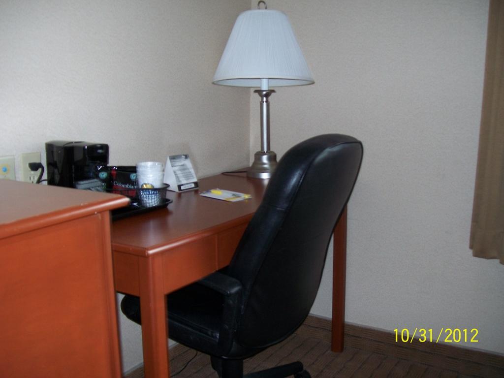 Days Inn By Wyndham מוס ג'או מראה חיצוני תמונה